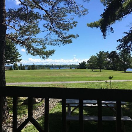 Bluff Point Golf Resort Plattsburgh Bagian luar foto