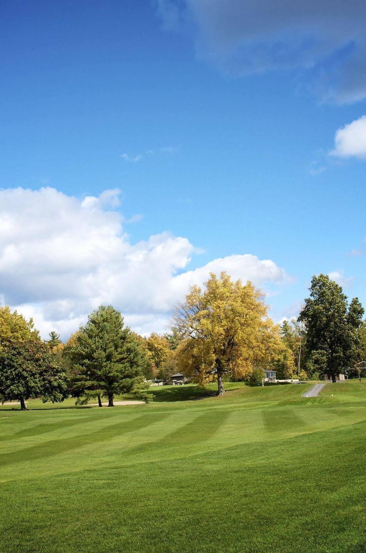 Bluff Point Golf Resort Plattsburgh Bagian luar foto